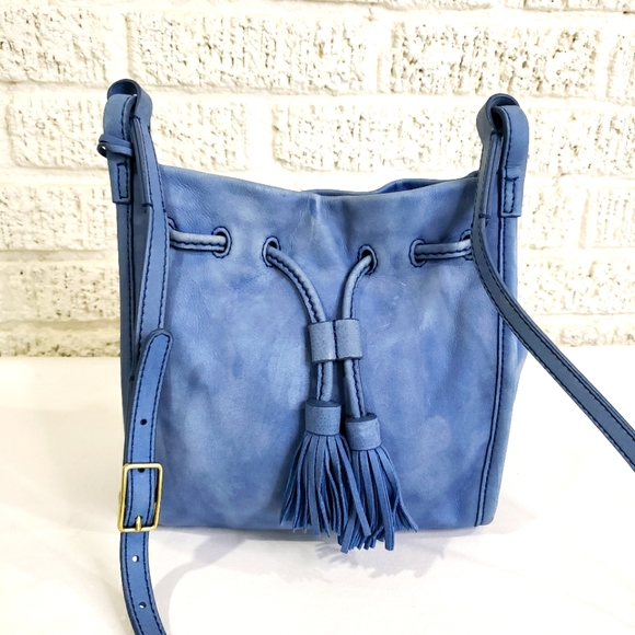 Fossil Claire Small Drawstring Crossbody - Picture 3 of 11